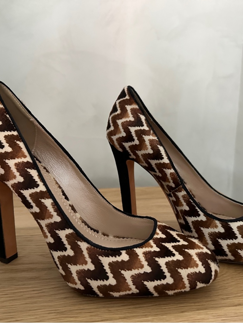 Suede & Natural Designer Pump